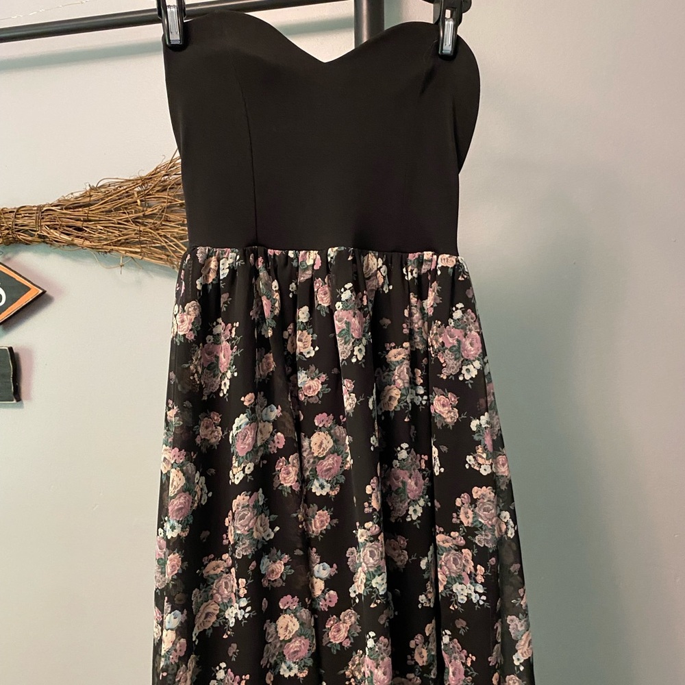 Wet Seal strapless dress with cup inclusions